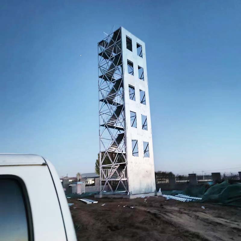 Torre de treinamento de escalada